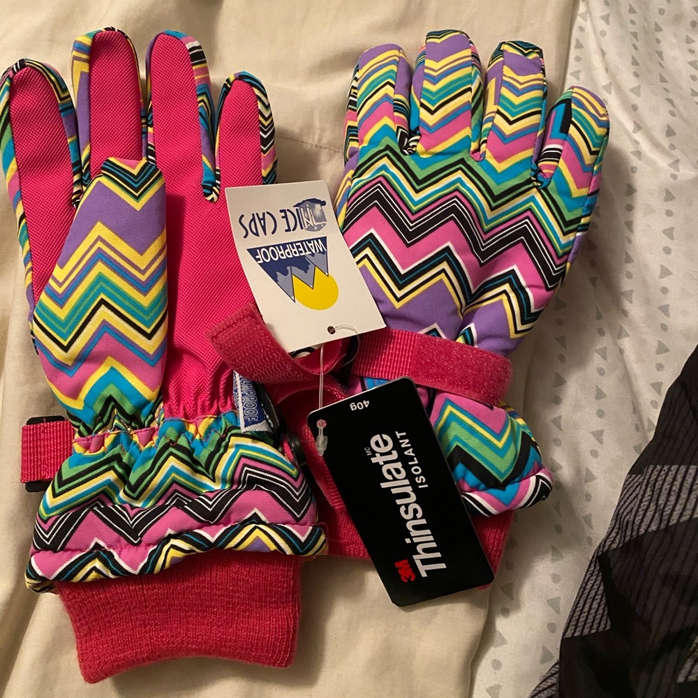 Kids Thinsulate winter gloves